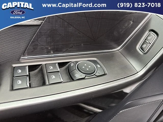 Used 2023 Black Ford XLT image 20