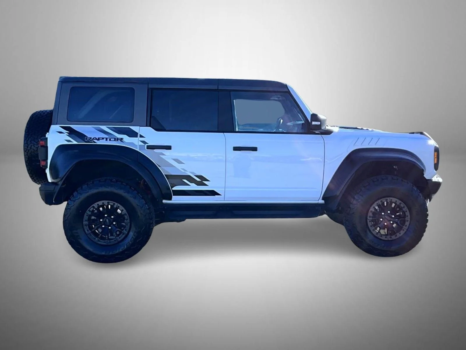 Used 2024 White Ford Raptor image 4