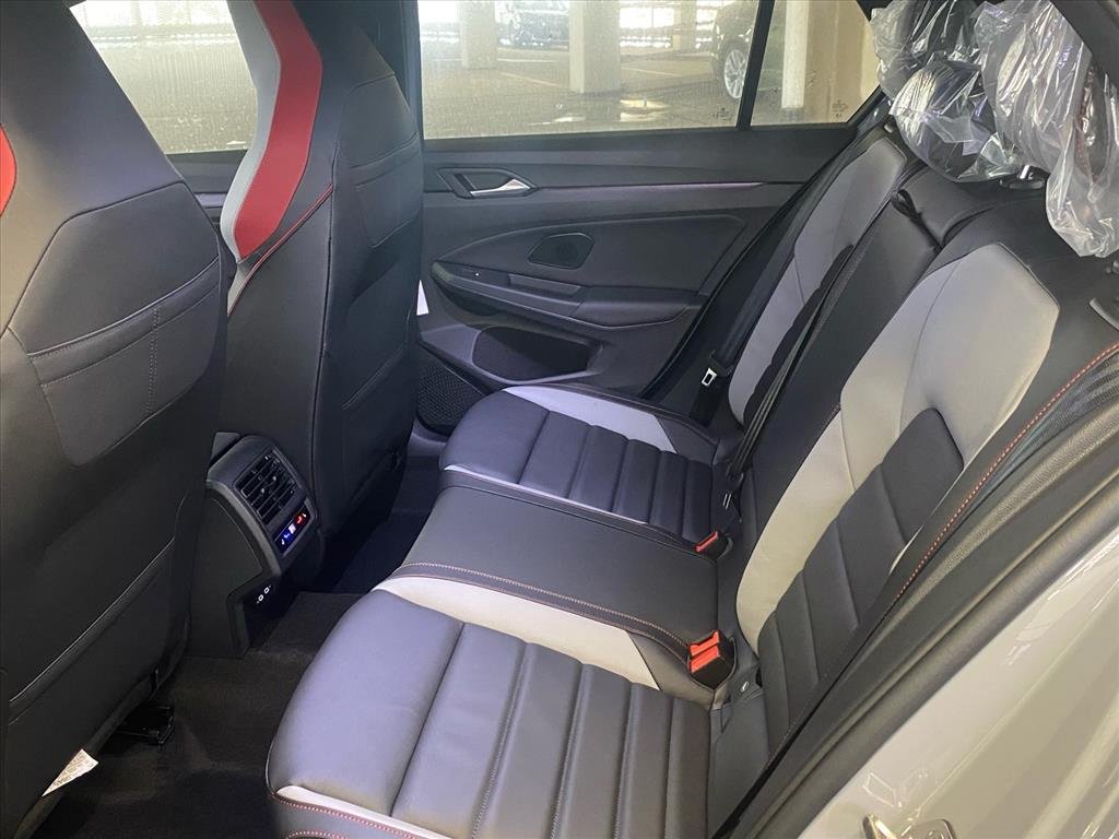 2026 Volkswagen Golf GTI Autobahn - Photo 12