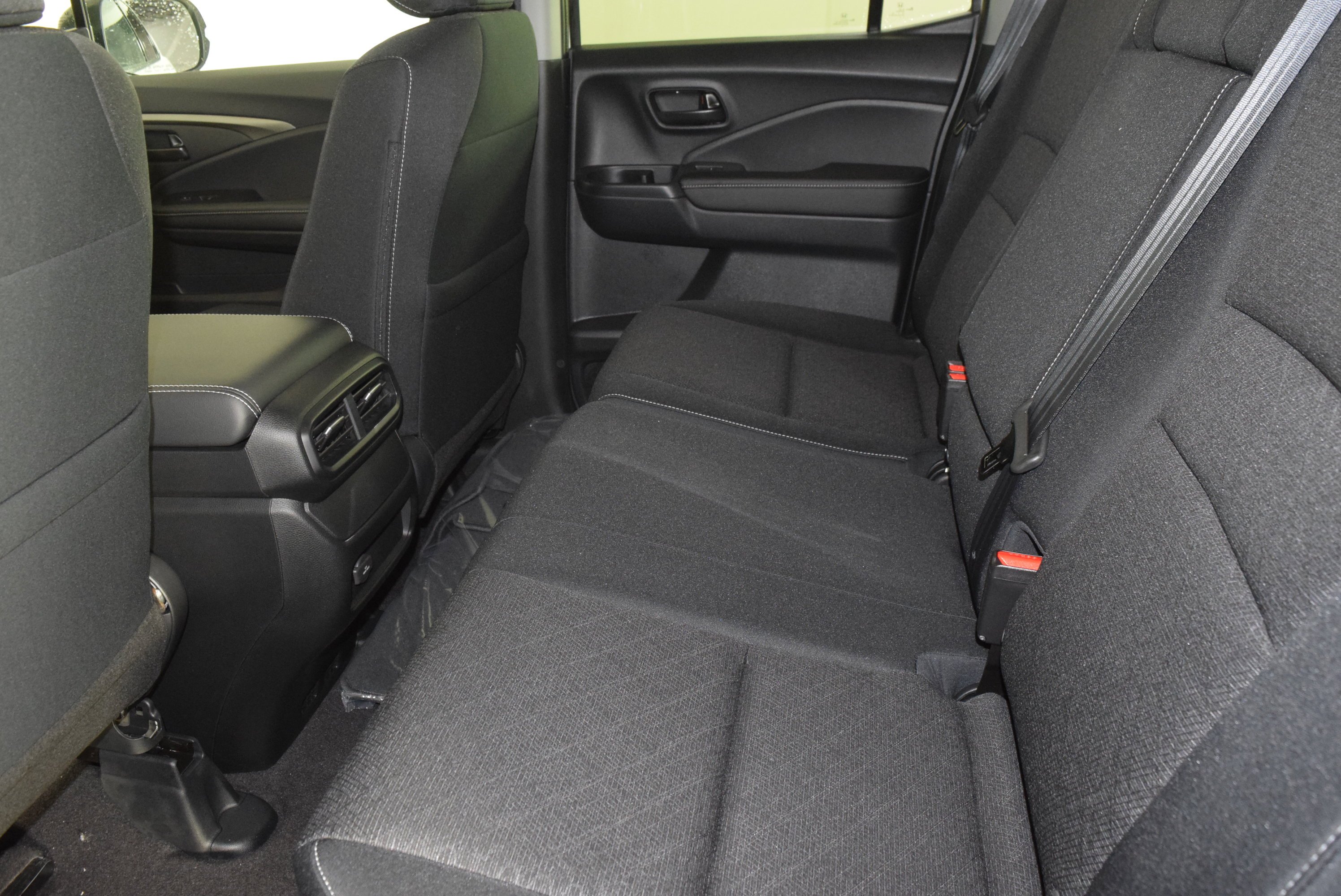 2026 Honda Ridgeline Sport - Photo 15