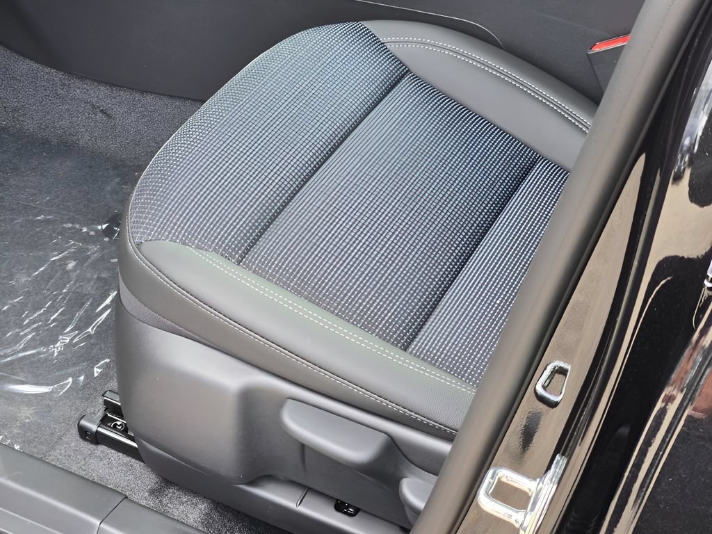 New 2026 Ebony Twilight Metallic Buick Preferred image 19