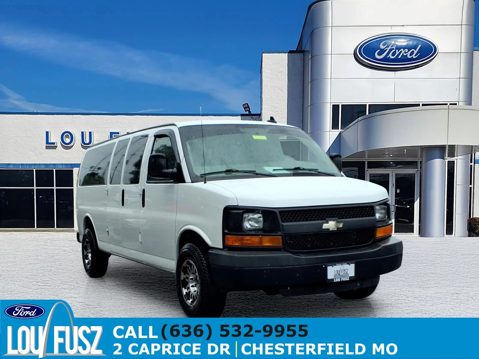 Used 2016 Summit White Chevrolet Paratransit image 1
