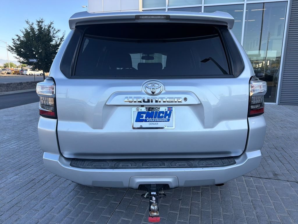Used 2019 Classic Silver Metallic Toyota SR5 Premium image 4