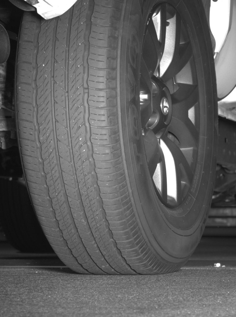 Used 2023 White Toyota SR5 image 16
