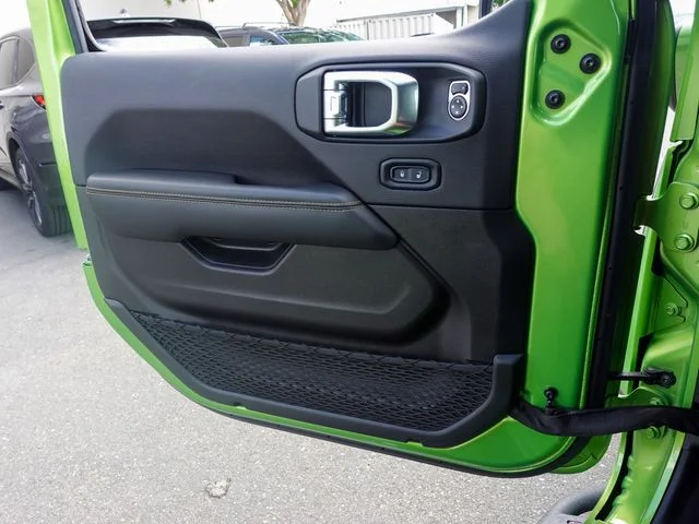 Used 2025 Green Jeep Sahara 4xe image 20