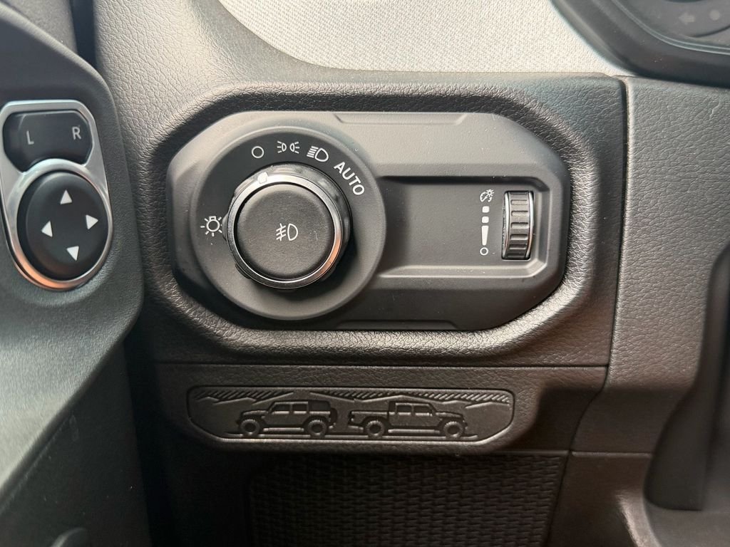 Used 2024 Black Jeep Sport S image 28