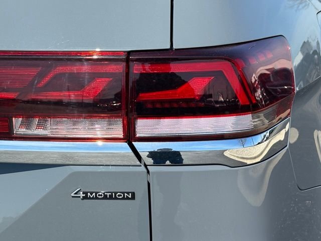 New 2026 Pure Gray Volkswagen 2.0T SEL Premium R-Line image 17