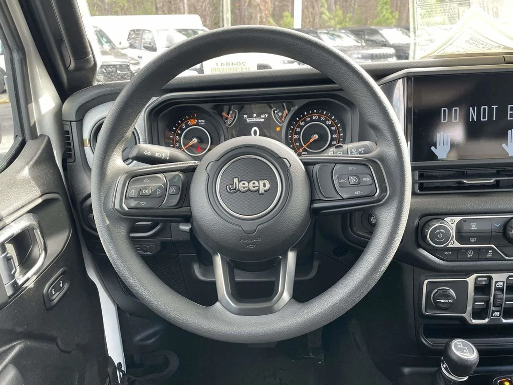 New 2026 Bright White Clear-Coat Exterior Paint Jeep Sport image 22