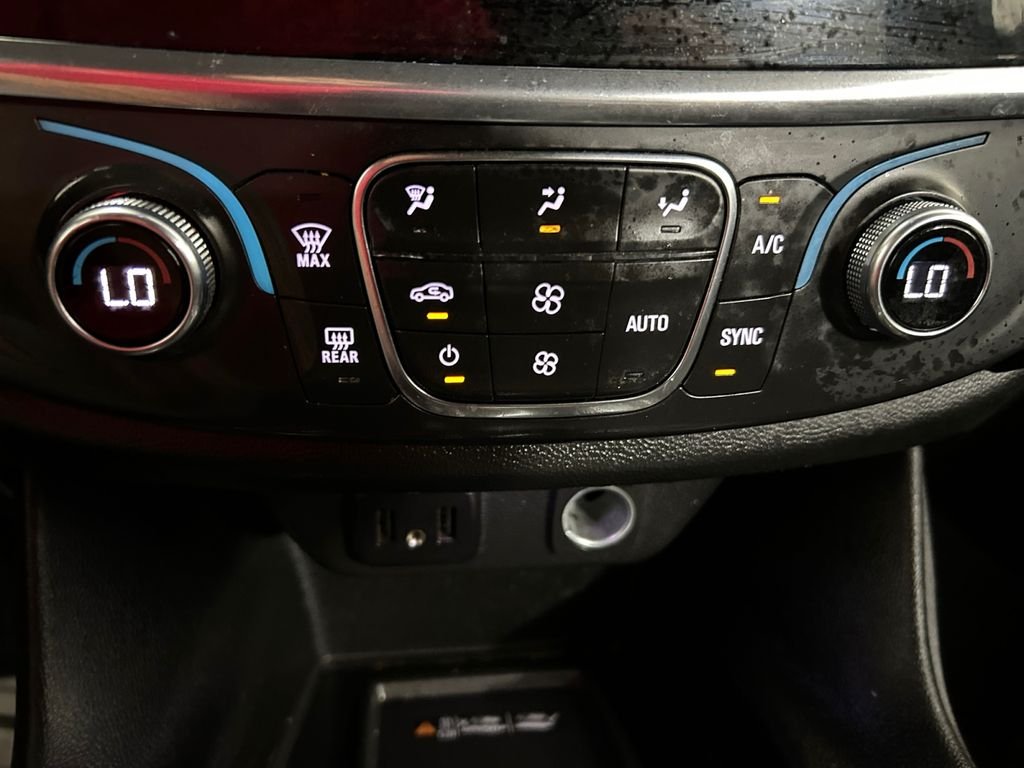 Used 2023 Green Chevrolet LT image 30