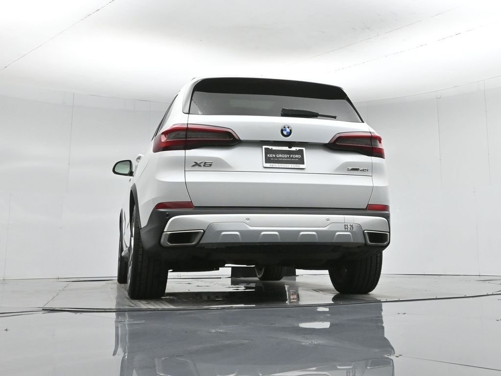 Certified Used 2023 White BMW sDrive40i image 59