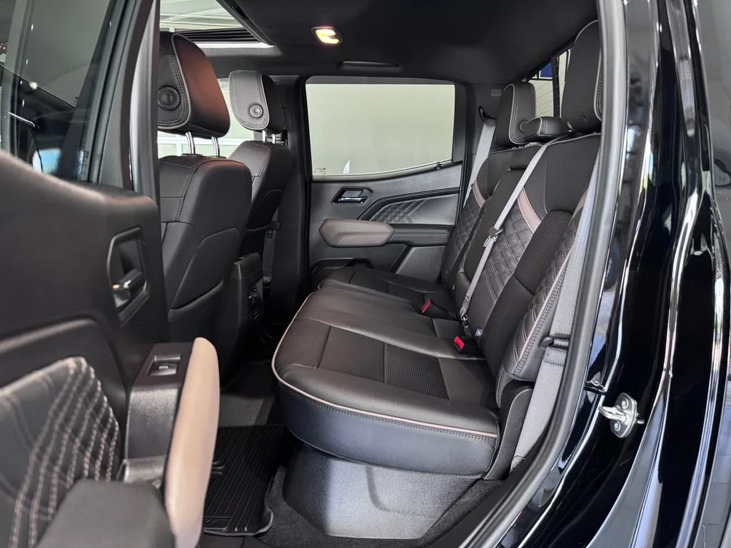 Certified Used 2025 Onyx Black GMC Denali image 11