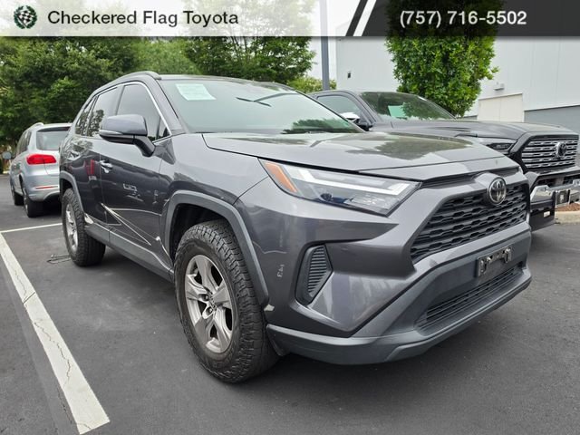 Used 2022 Magnetic Gray Metallic Toyota XLE image 3