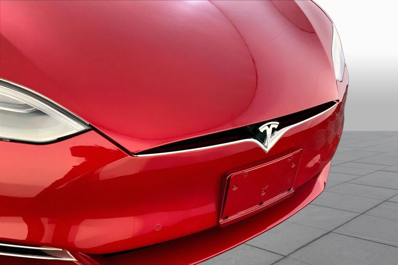 Used 2019 Red Multi-Coat Tesla 100D image 31