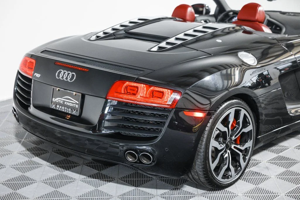 2011 Audi R8 Base - Photo 8