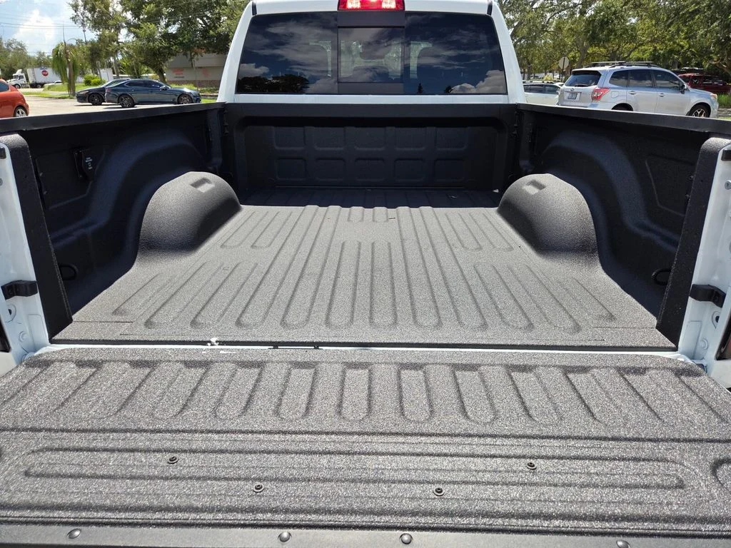 New 2026 Bright White Clear-Coat Exterior Paint RAM Tradesman image 9