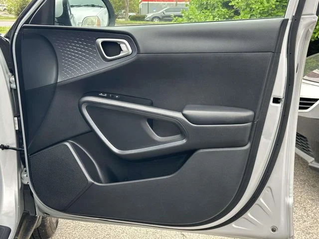 2020 Kia Soul S - Photo 18