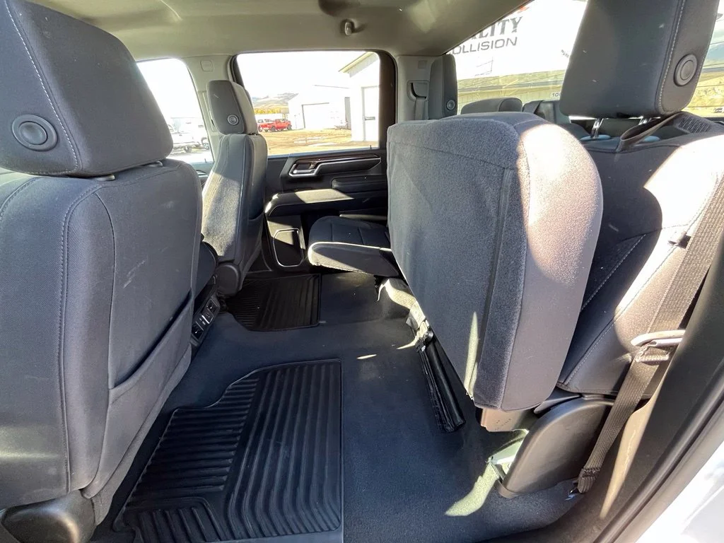 Used 2025 White Chevrolet LT image 16