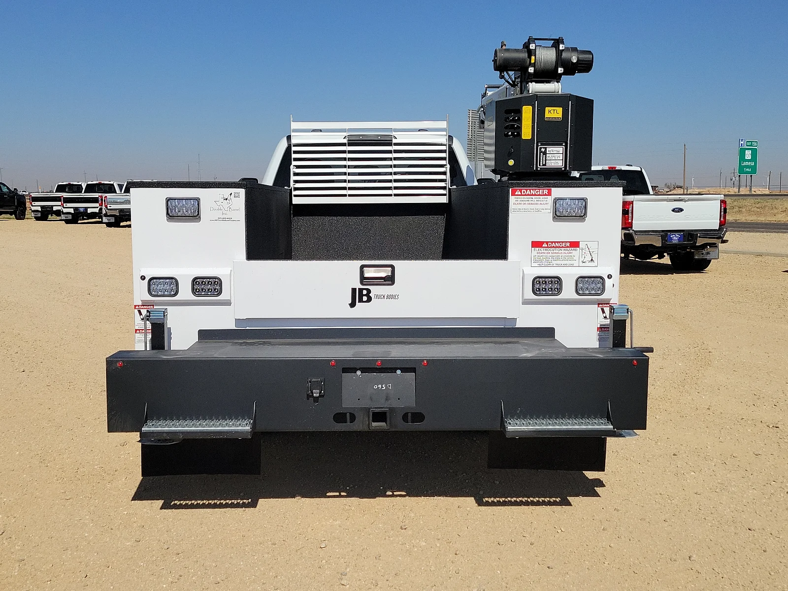 New 2025 Oxford White Ford XL image 6