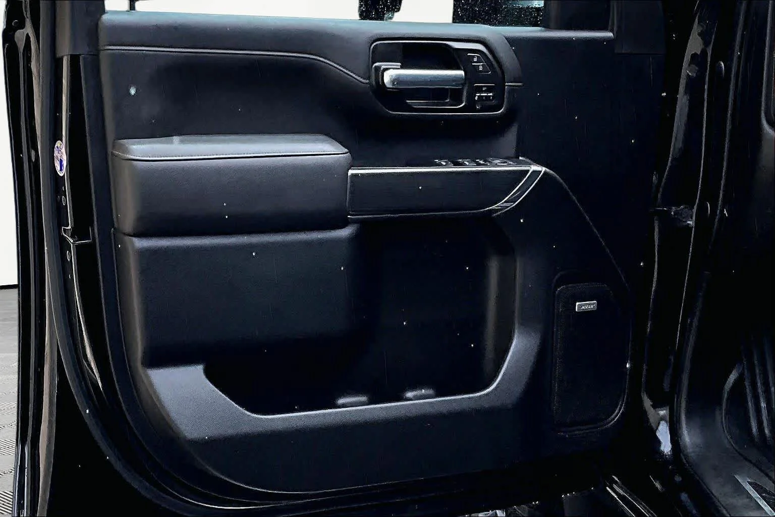 Used 2022 Onyx Black GMC AT4 image 21