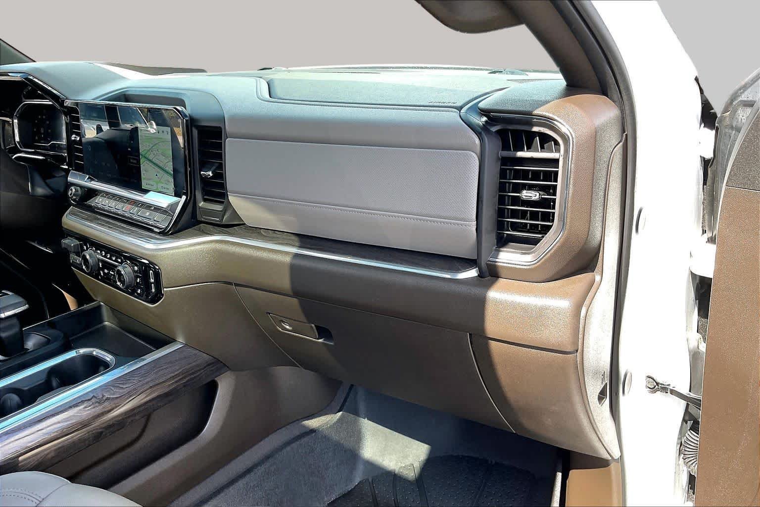 Certified Used 2025 Summit White Chevrolet LTZ image 19