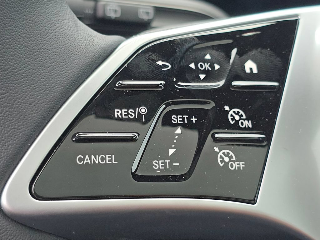 New 2026 Polar White Mercedes-Benz GLB 250 image 66