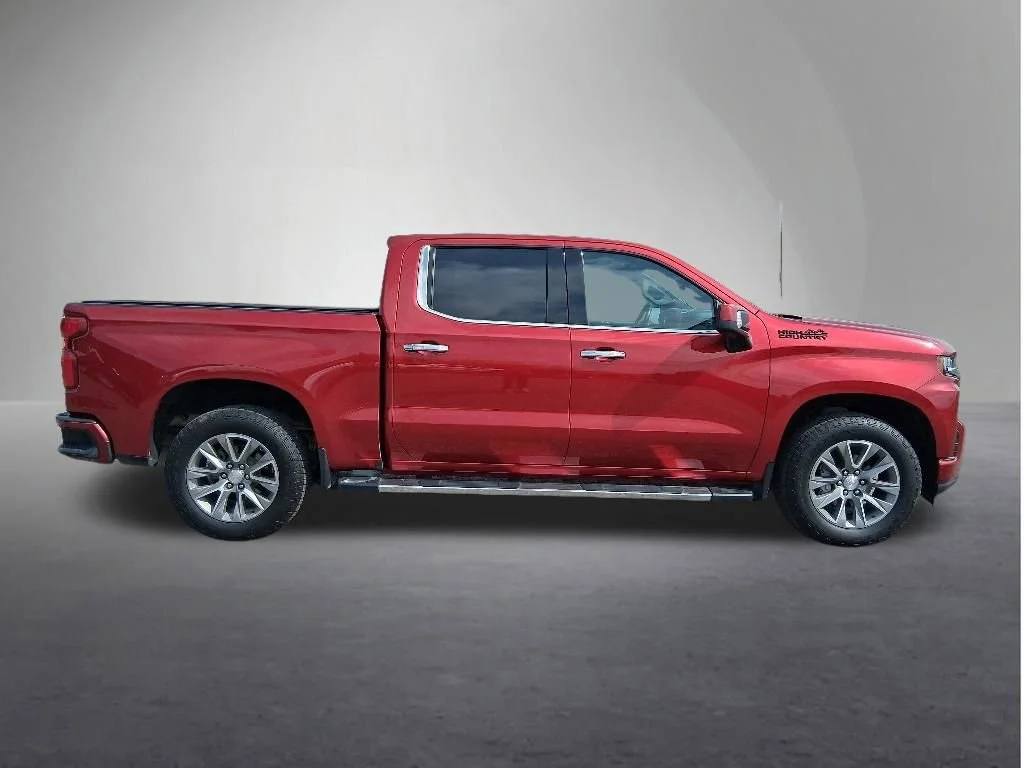 Used 2022 Chevrolet Silverado 1500 Limited High Country with VIN 1GCUYHEL0NZ138376 for sale in Red Wing, Minnesota
