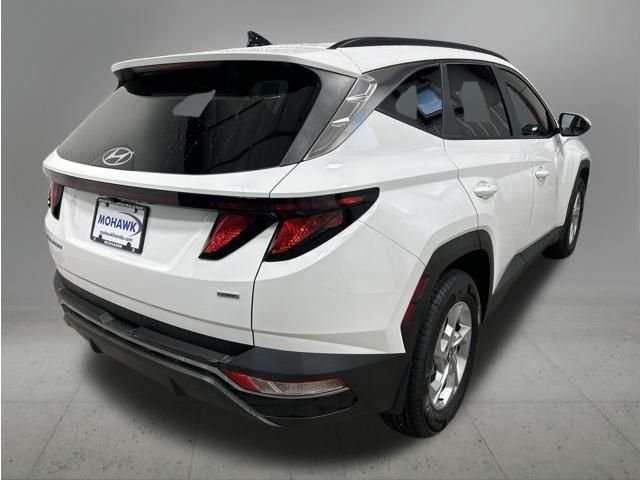 Used 2024 White Pearl Hyundai SEL image 5