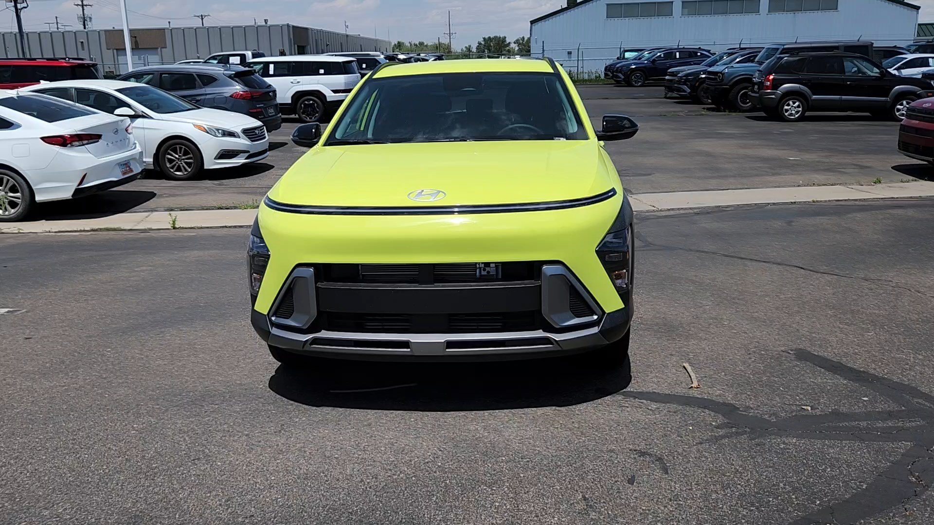 Certified Used 2026 Neoteric Yellow Hyundai SEL Premium image 4