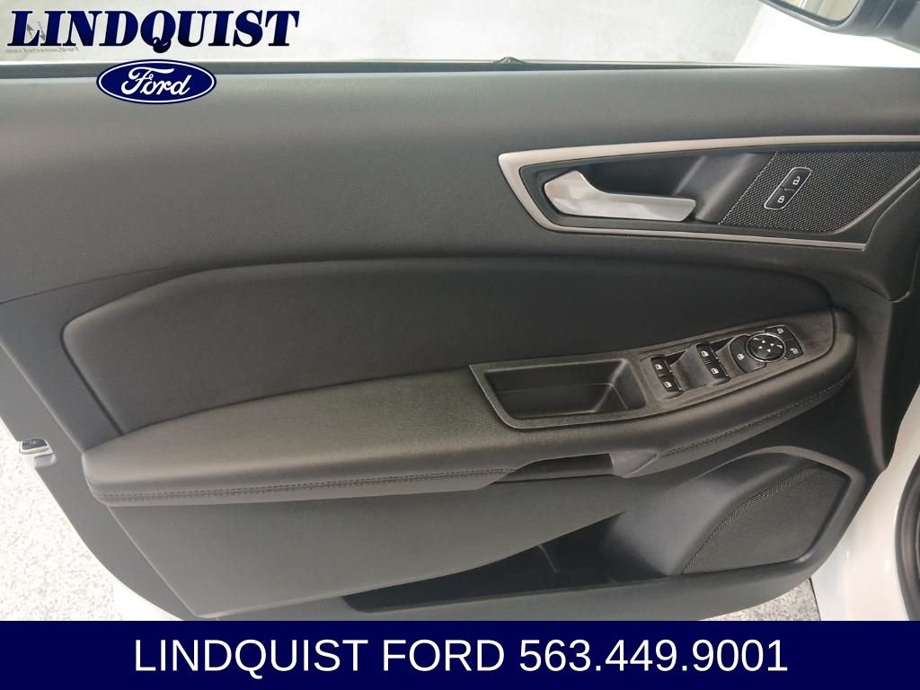 2023 Ford Edge SEL - Photo 12