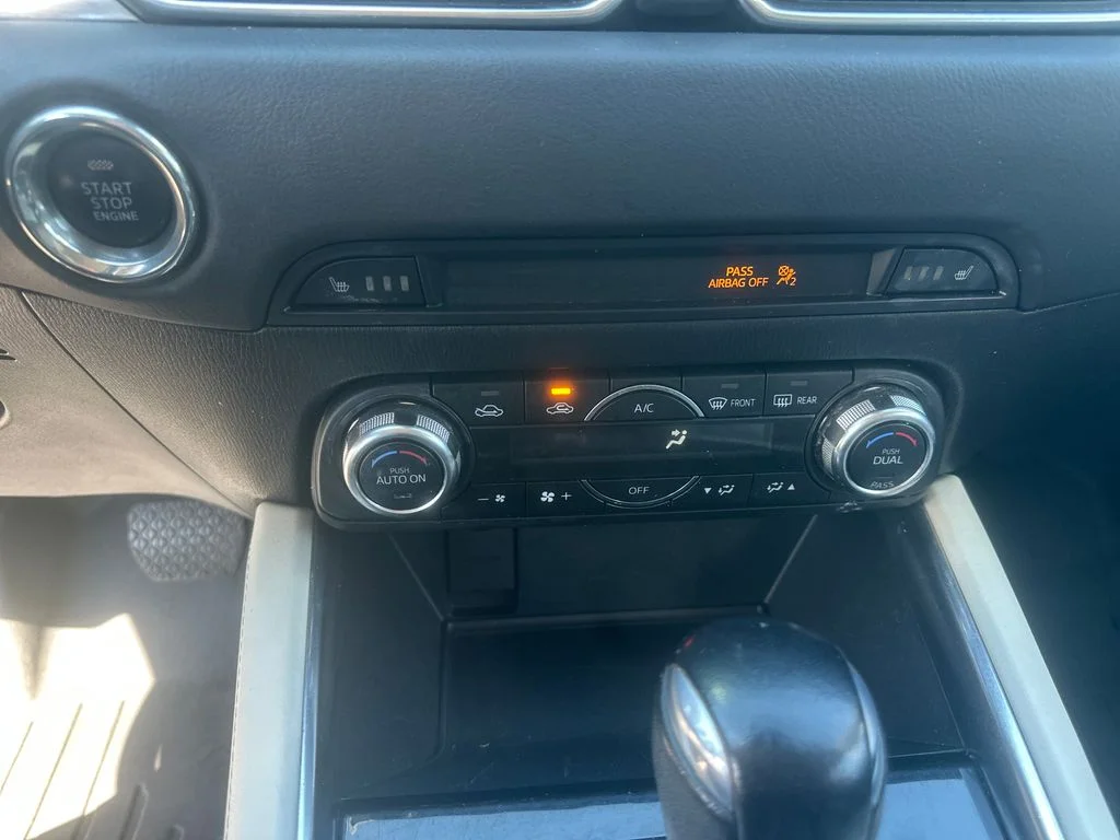 Used 2017 White Mazda Grand Touring image 15