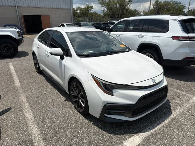 Used 2020 Super White Toyota SE image 7