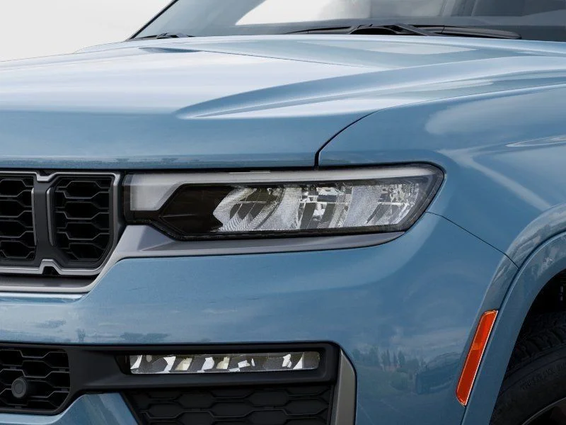 New 2026 Steel Blue Exterior Paint Jeep Limited Reserve image 12