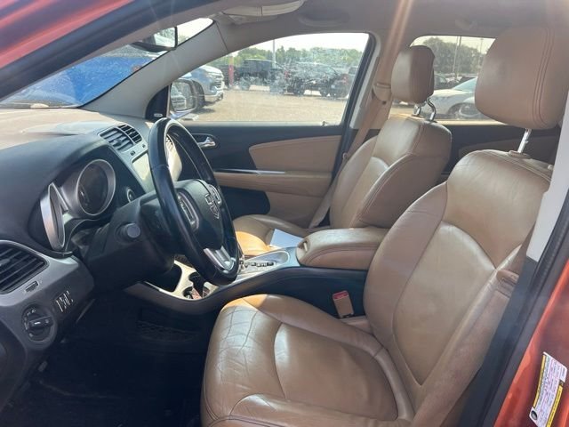 Used 2011 Orange Dodge Crew image 15
