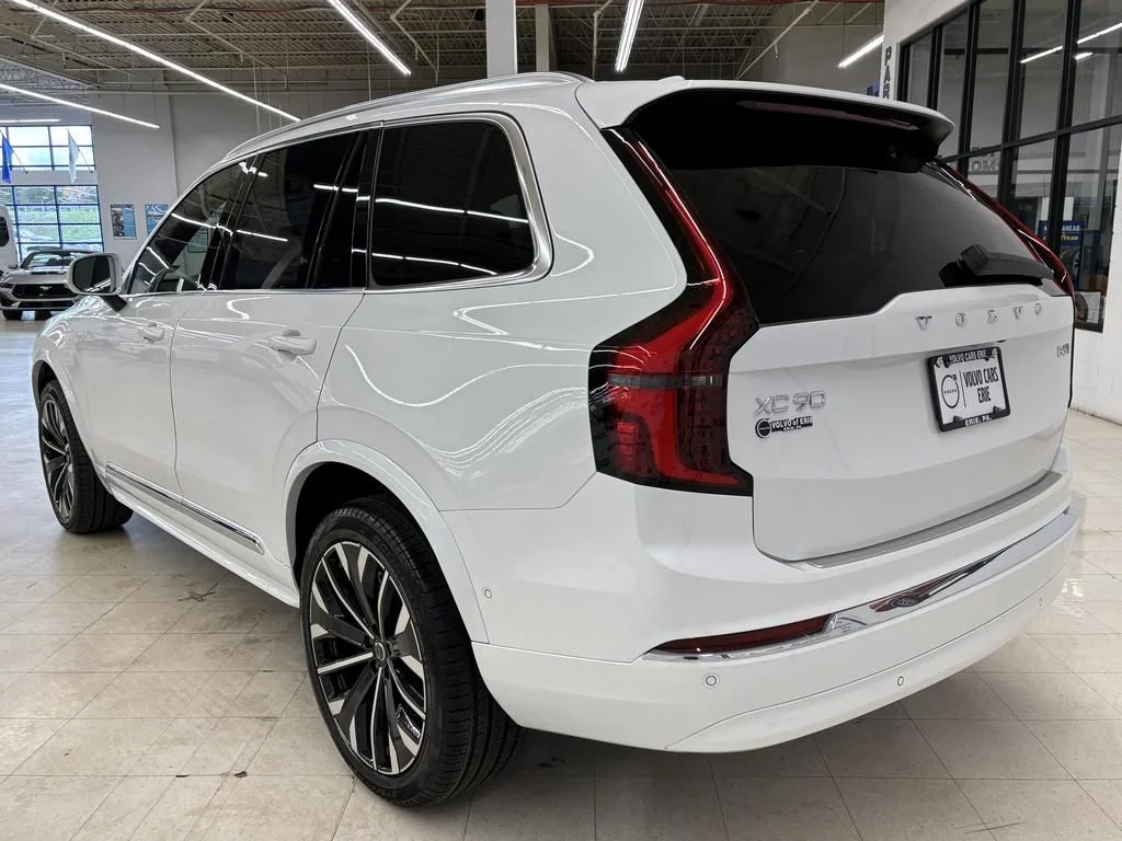 2026 Volvo XC90 Plus - Photo 6
