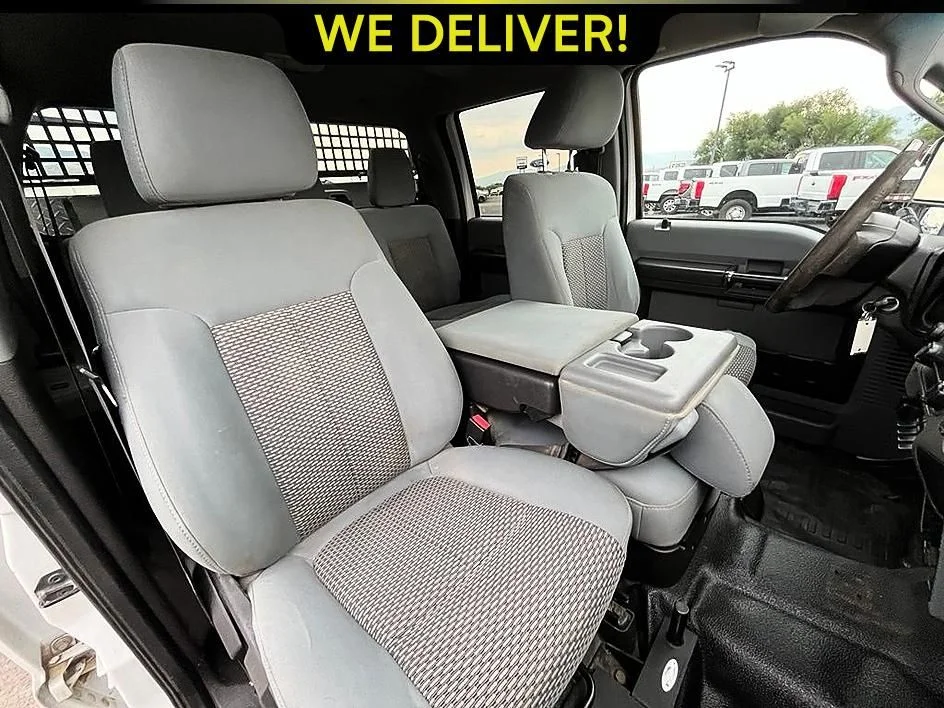 Used 2011 White Ford XLT image 23
