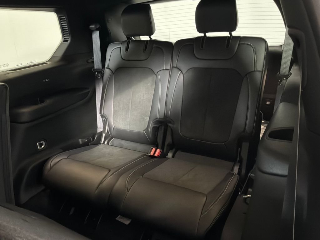 New 2026 Baltic Gray Metallic Clearcoat Jeep Altitude image 15
