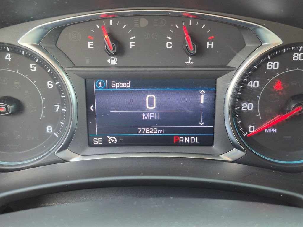 Used 2022 White Chevrolet LT image 18