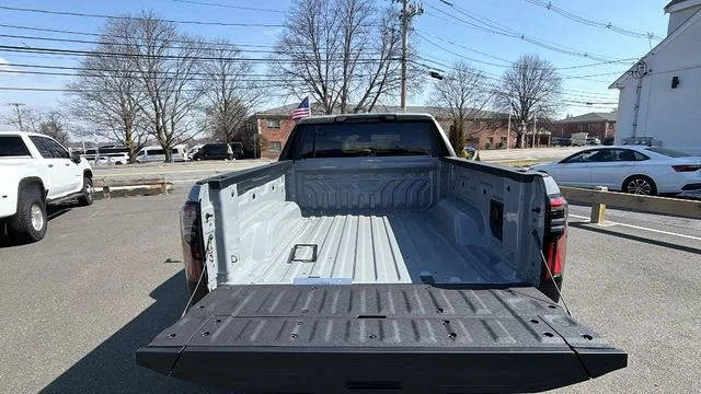 2026 GMC Sierra EV Elevation - Photo 10