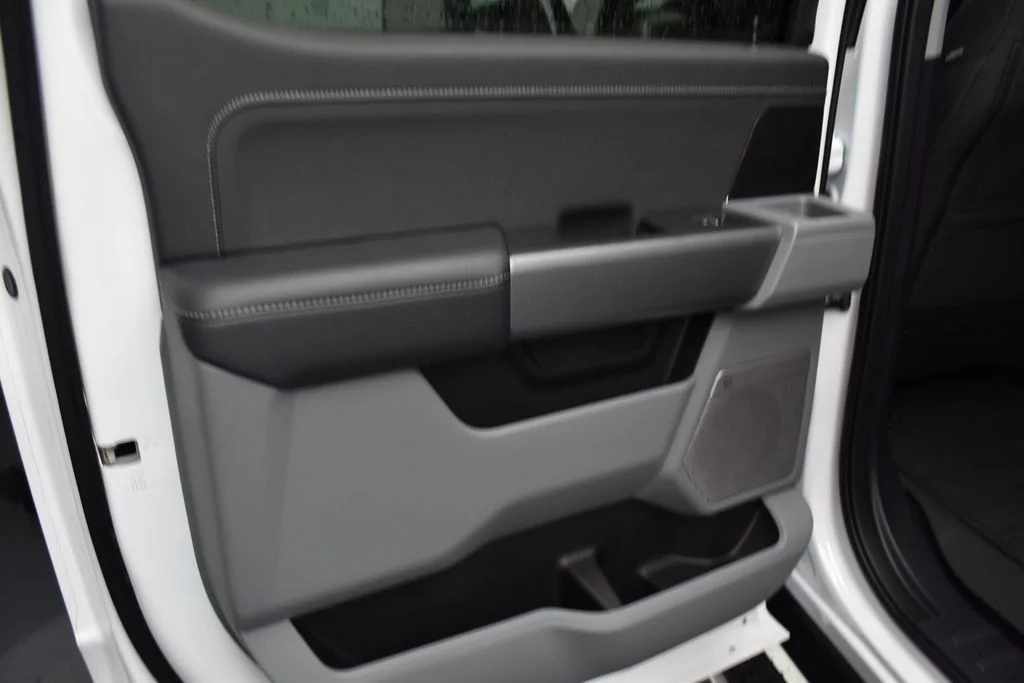 New 2026 Oxford White Ford F-350® XLT image 20