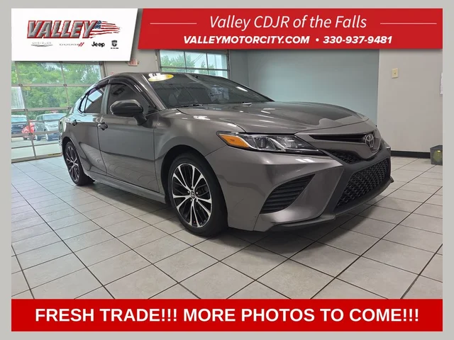 2018 Toyota Camry SE