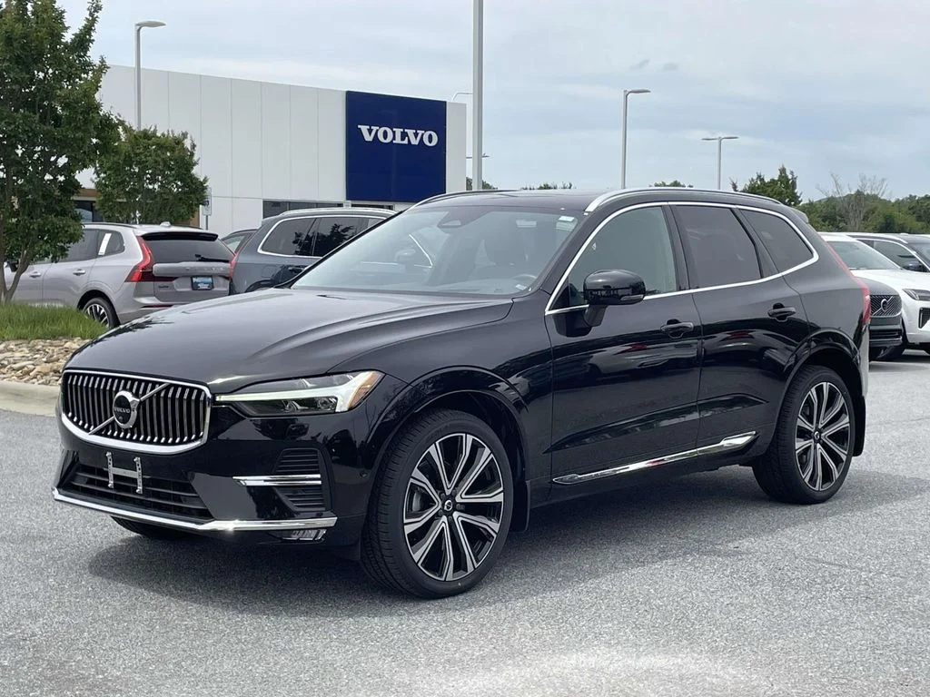 Certified Used 2023 Onyx Black Volvo Ultimate image 24