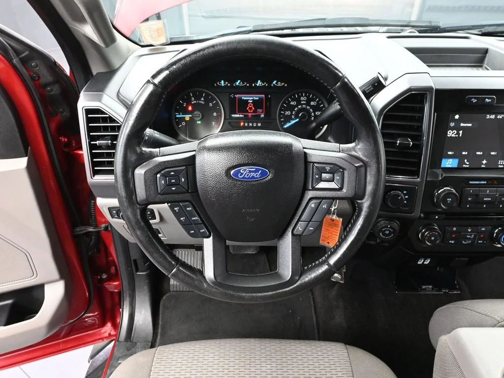 Used 2018 Red Ford XLT image 29