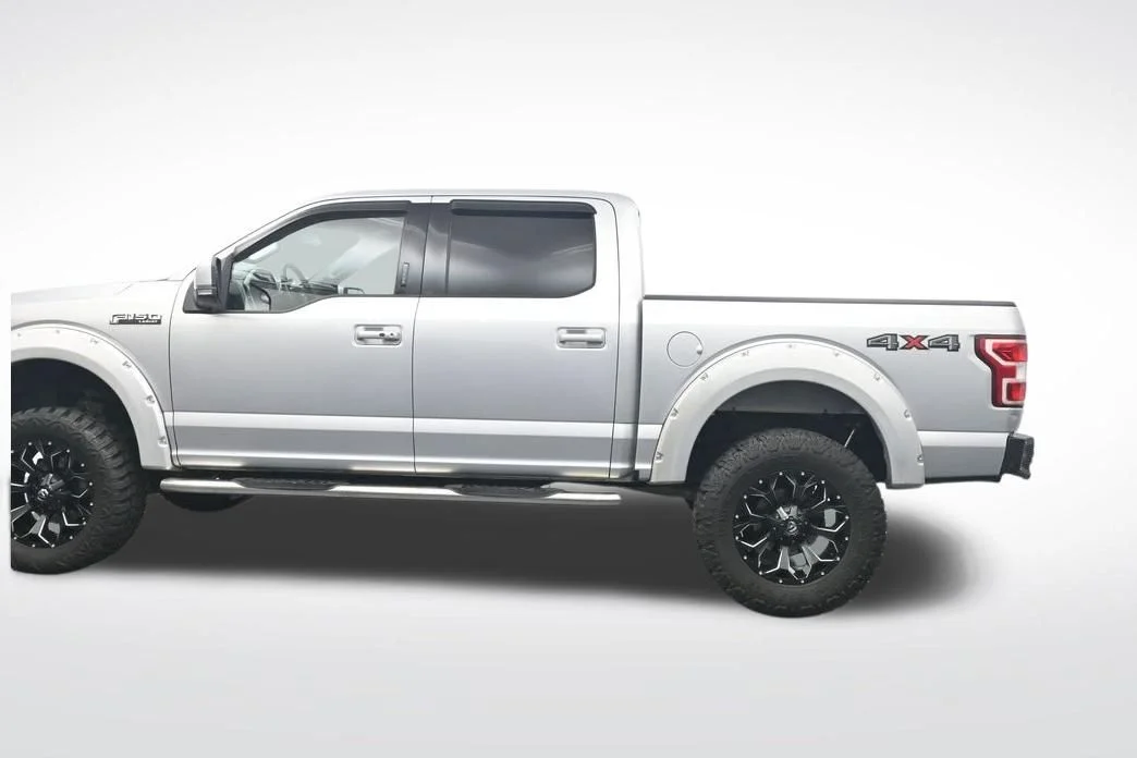 Used 2018 Ingot Silver Ford Lariat image 10
