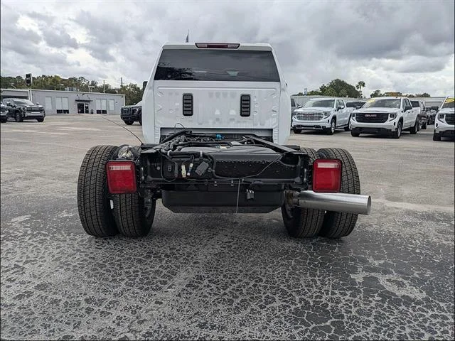 2026 GMC Sierra 3500 Chassis Cab Pro - Photo 8