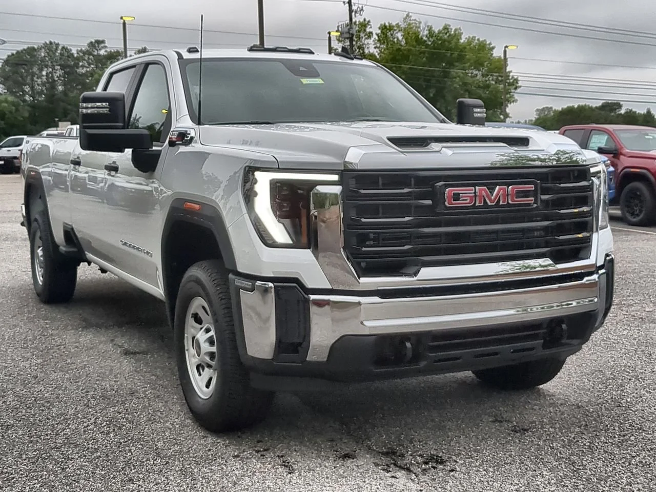 New 2026 Summit White GMC Pro image 2