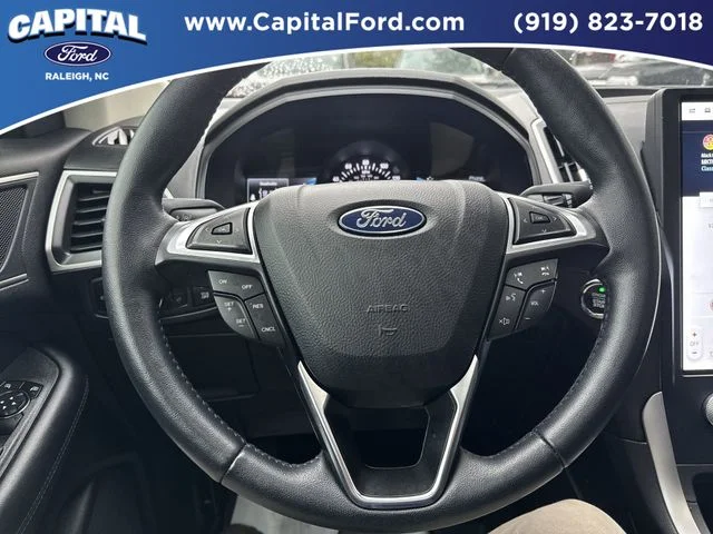 Used 2023 Blue Ford SEL image 34