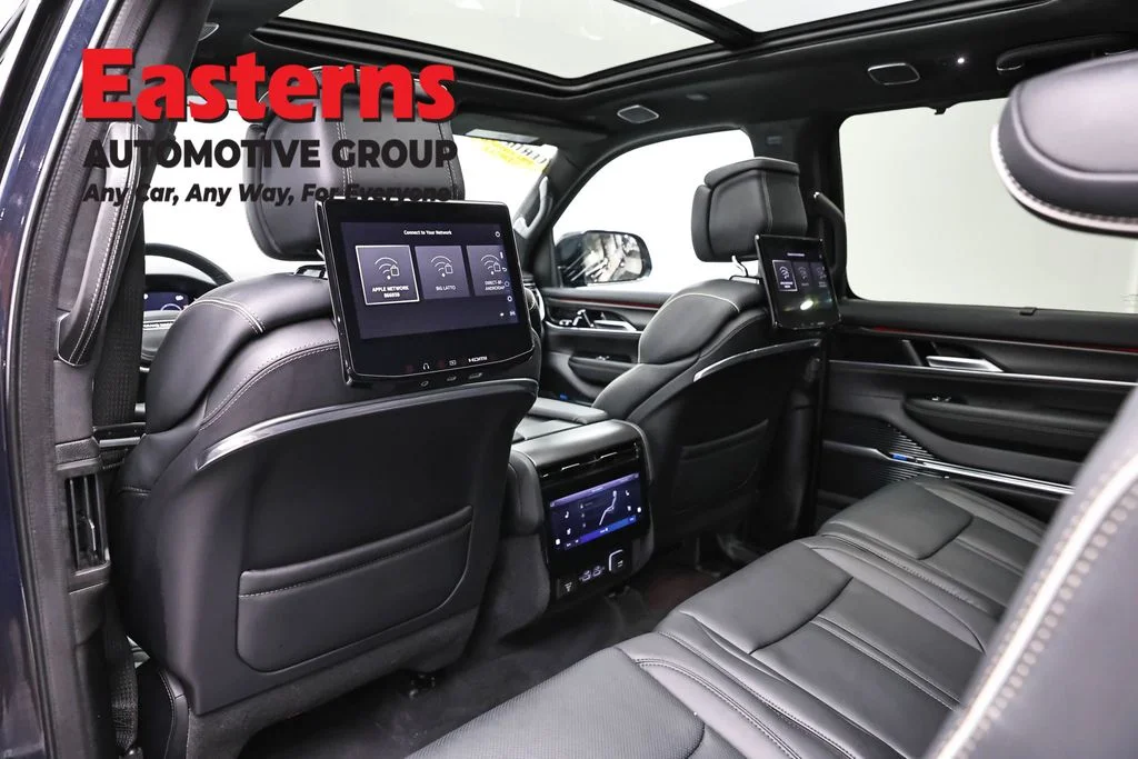Used 2025 Black Jeep Series II image 24