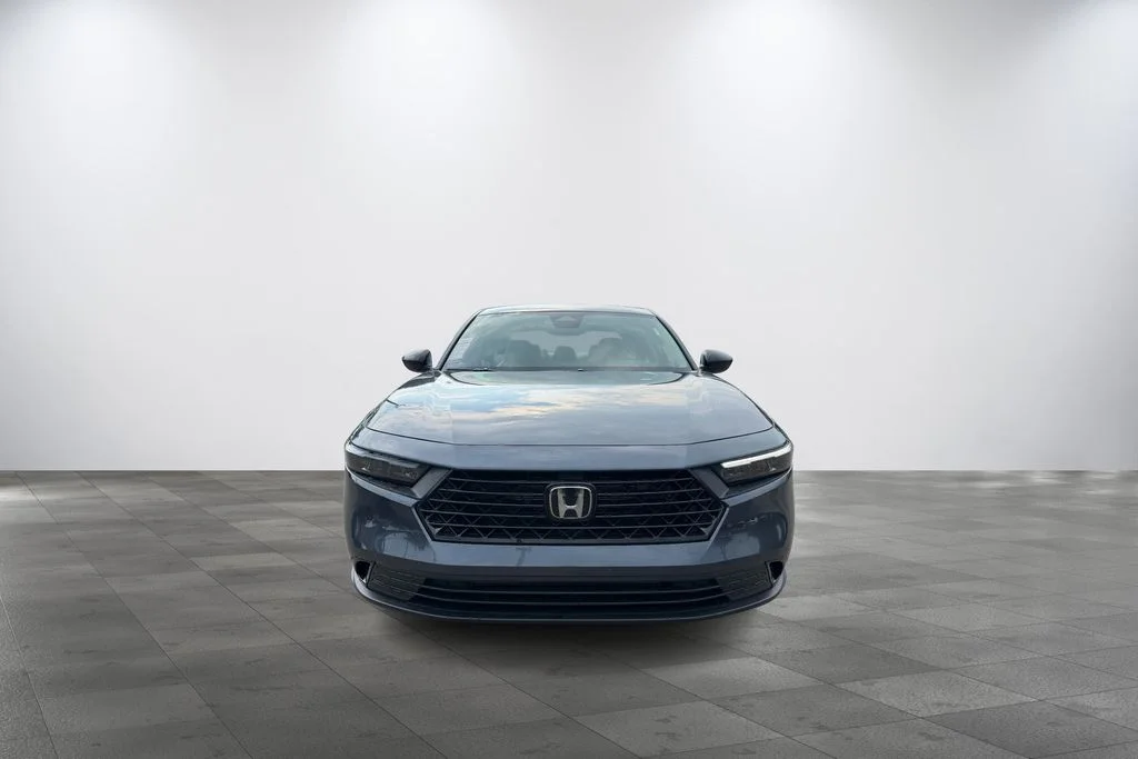 New 2026 Meteorite Gray Metallic Honda SE image 2