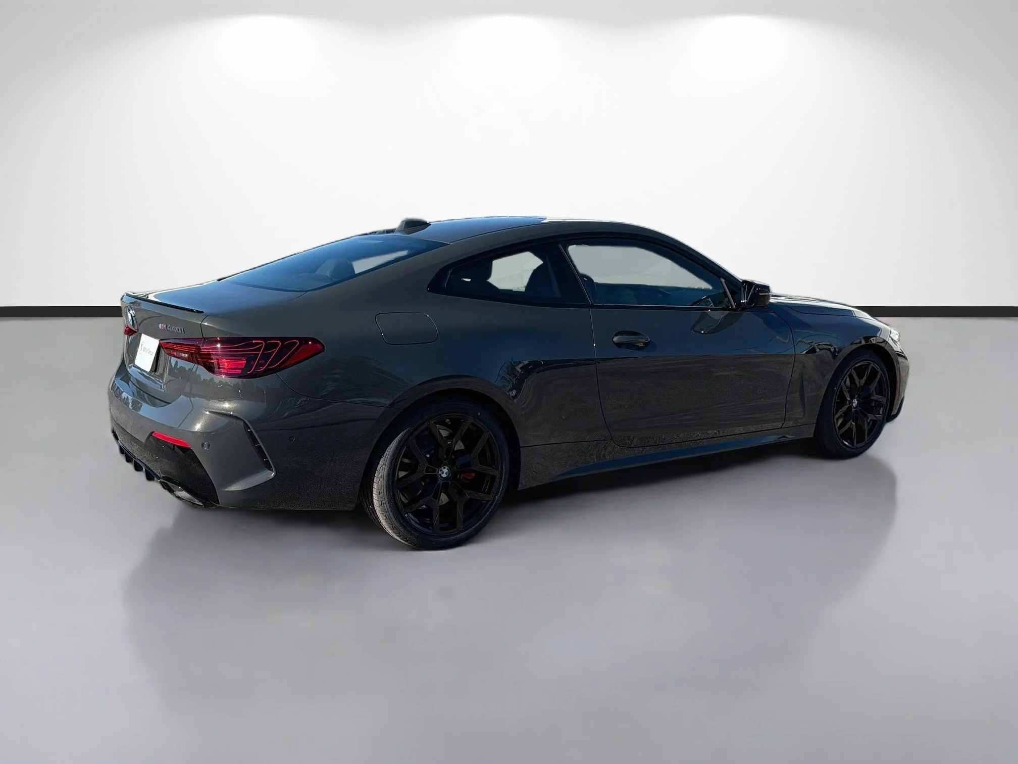 New 2027 Dravit Grey Metallic BMW M440i image 3