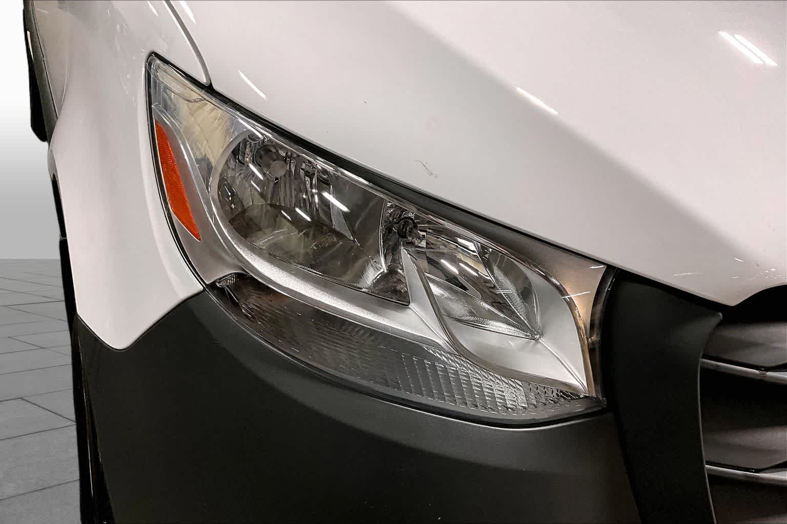 Used 2025 Arctic White Mercedes-Benz  image 26